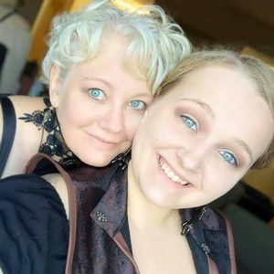 Meet your Posher, Leeann